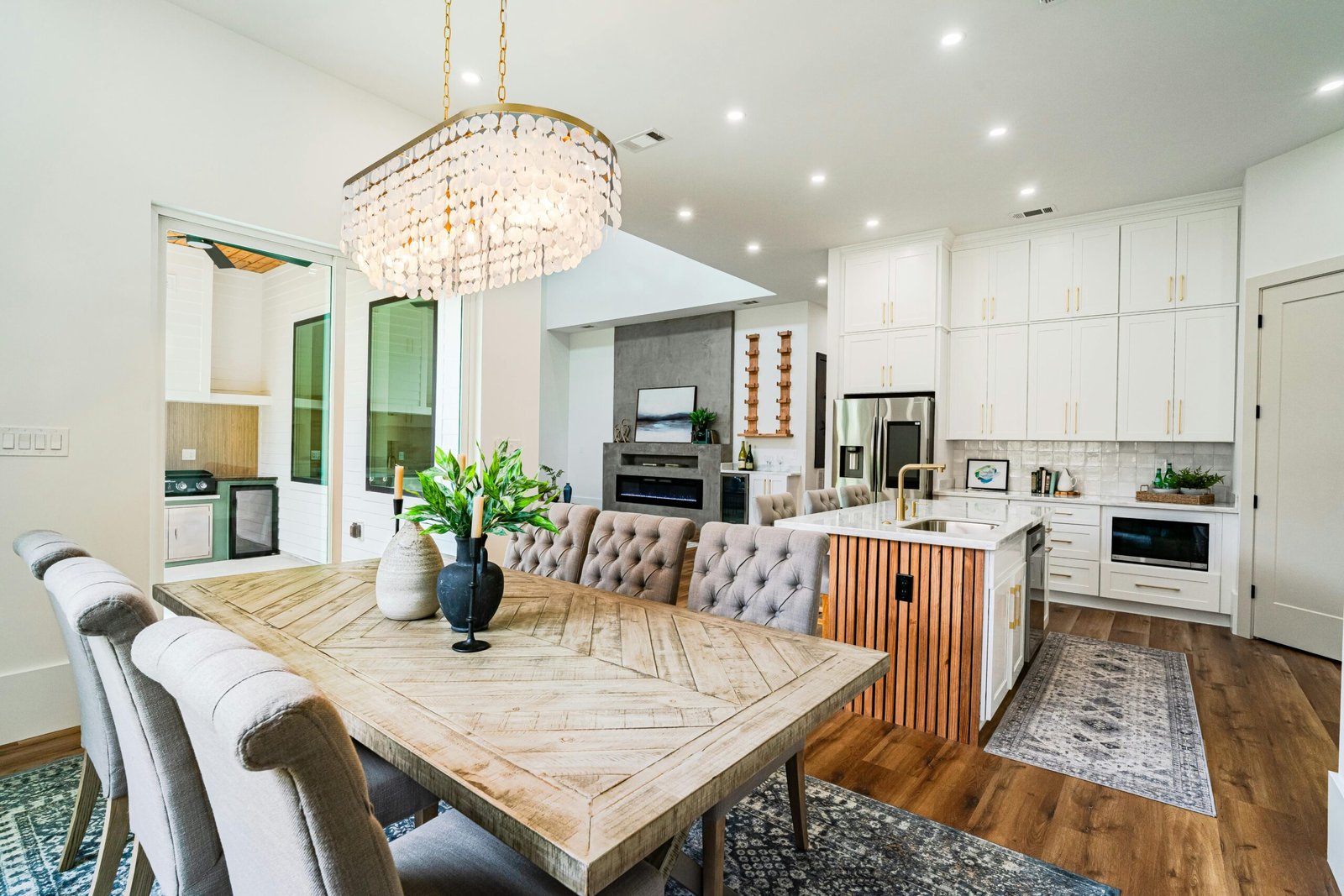 Ultimate Checklist for Preparing Your Home for Sale: Room by Room Guide dining room staged with kitchen photo