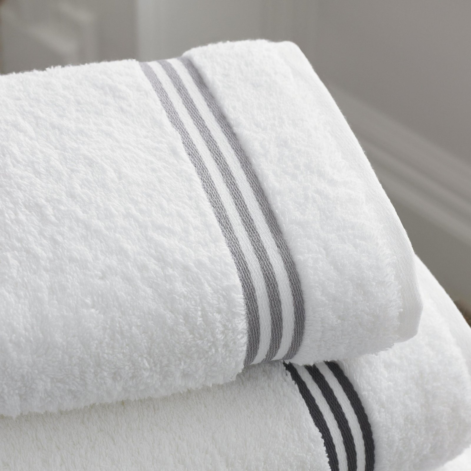 12 Affordable Amazon Finds to Help Sell Your Home Faster pexels kingofcotton 12679